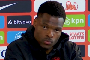 邓弗里斯：去世界杯是为了赢球，不会去想之后会不会和特朗普合影